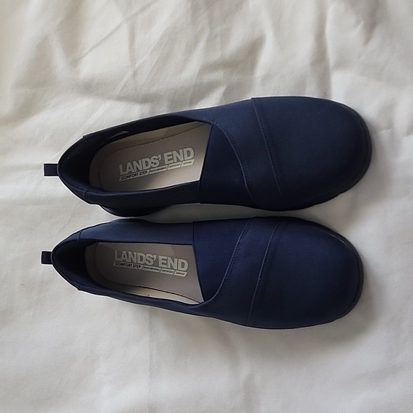 Land's End Slip on size 11D - Picture 1 of 6